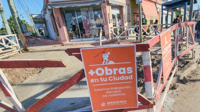HUDSON RENUEVAN VEREDAS Y ESPACIOS PÚBLICOS EN LA ZONA COMERCIAL