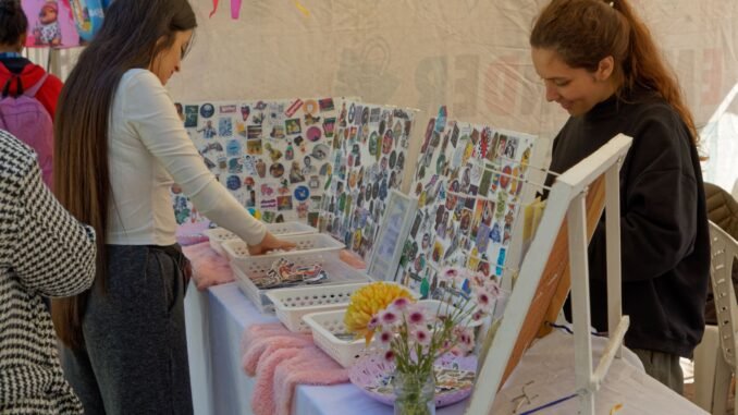 La Feria Emprender sigue impulsando a los artesanos y emprendedores locales 3